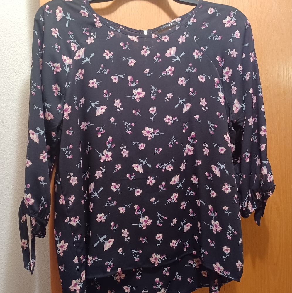 Floral top
